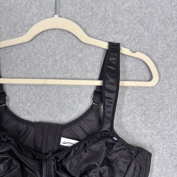 Bali 3562 Bra 42D Black Satin‎ Tracings Underwire Minimizer Full Cup Wide Strap - Picture 3 of 10